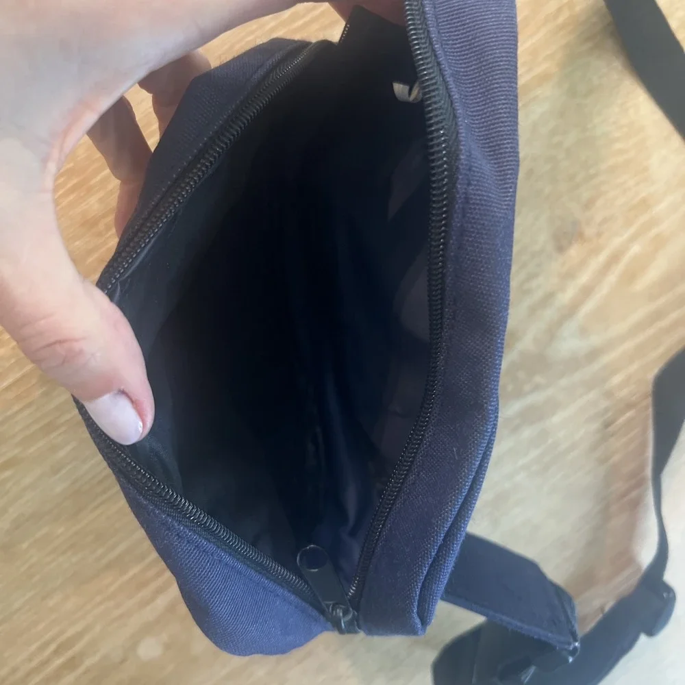 Vintage 90's Eastsport Outdoor Company Waist Bag / Fanny Pack 2 Pocket Navy Blue
